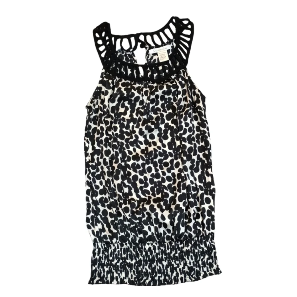 Charlotte Russe Black and White Patterned Blouse - Picture 1 of 3